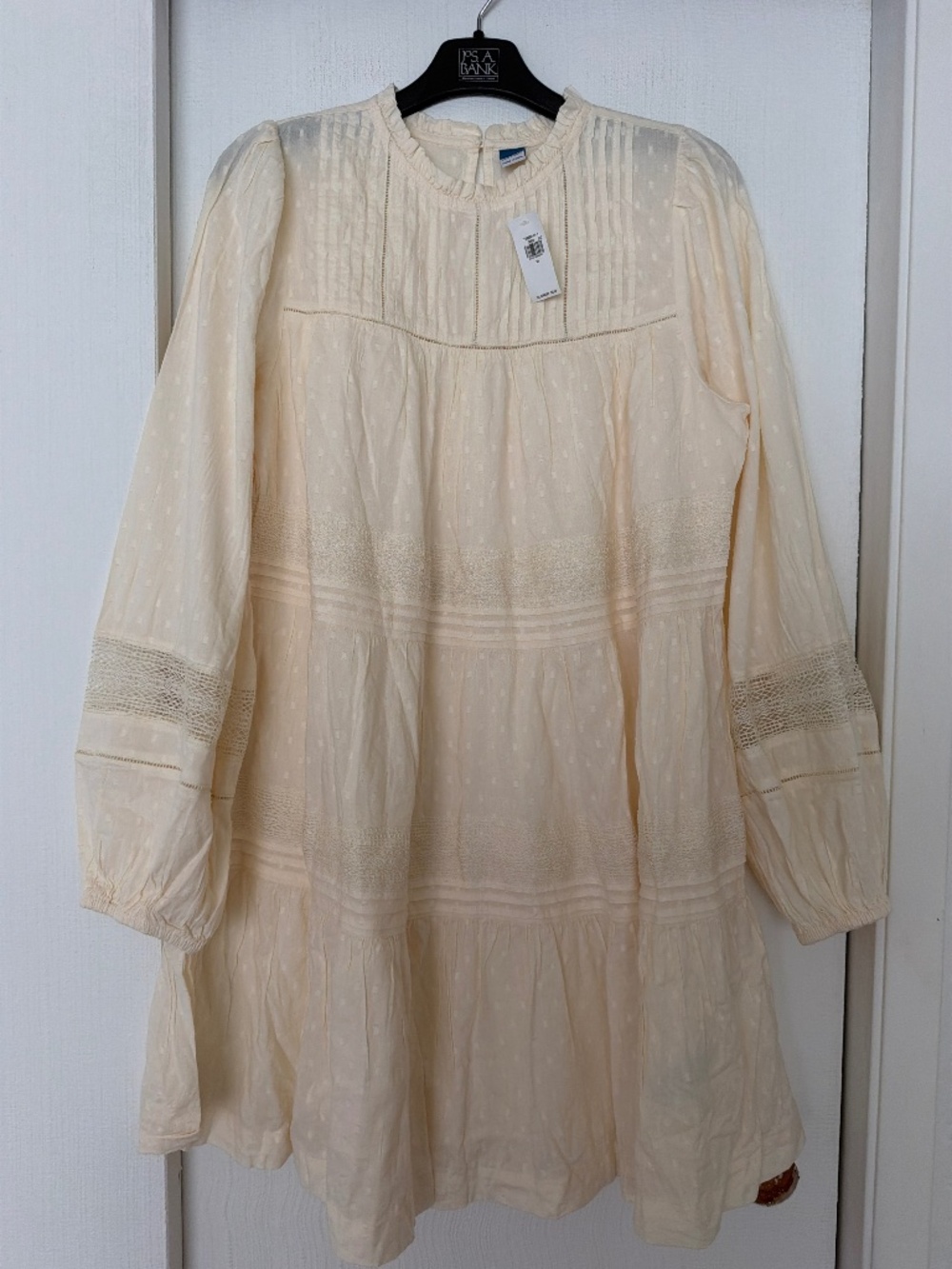 Old Navy Cream Lace Detail Dress – Size Medium